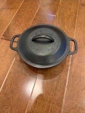 Lodge Black Cast Iron Covered Skillet with Dual Handles